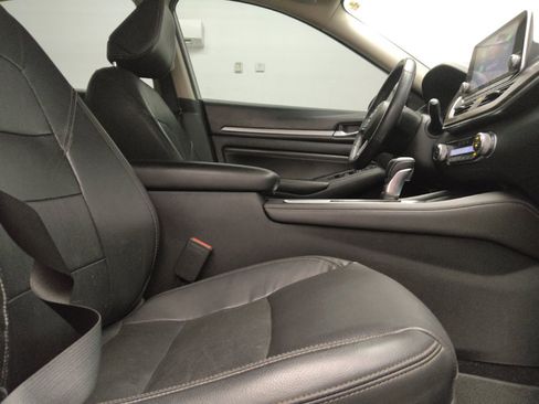 Used 2019 Nissan Altima 2.5 SL FWD image 21