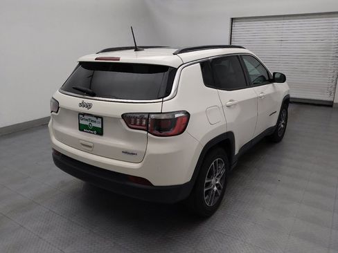 Used 2019 Jeep Compass Latitude image 9