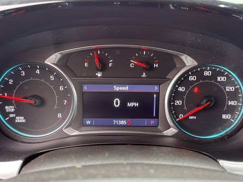 Used 2021 Chevrolet Traverse LT AWD/4WD image 18