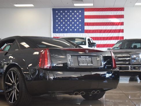 Used 2005 Cadillac XLR Base 2dr Roadster image 52