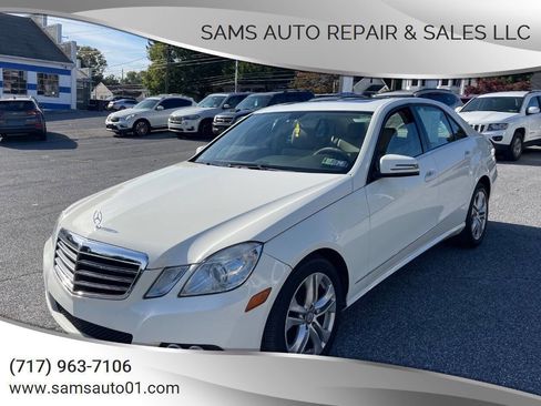 Used 2011 Mercedes-Benz E 350 4MATIC Sedan image 1