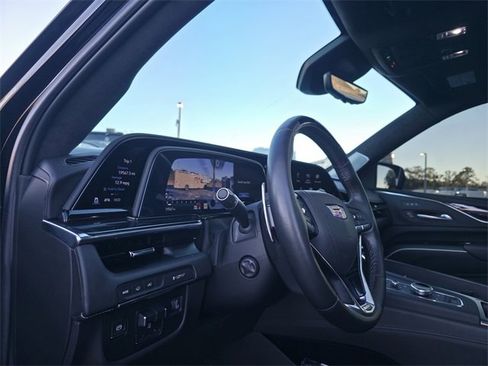 Used 2024 Cadillac Escalade V w/ LPO, ONYX Package image 11