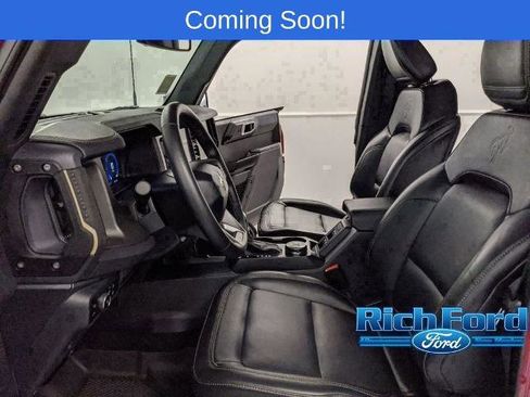 Certified 2025 Ford Bronco Badlands AWD/4WD image 18