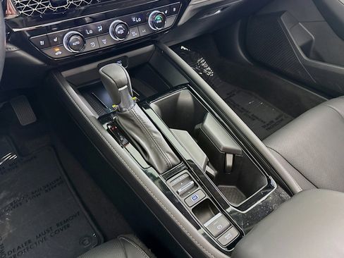 Used 2025 Honda Accord Touring image 6