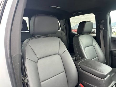 Certified 2025 Chevrolet Colorado Trail Boss AWD/4WD image 32