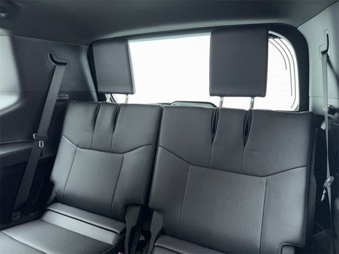 Used 2025 Lexus GX 550 w/ Accessory Package (2T) image 44