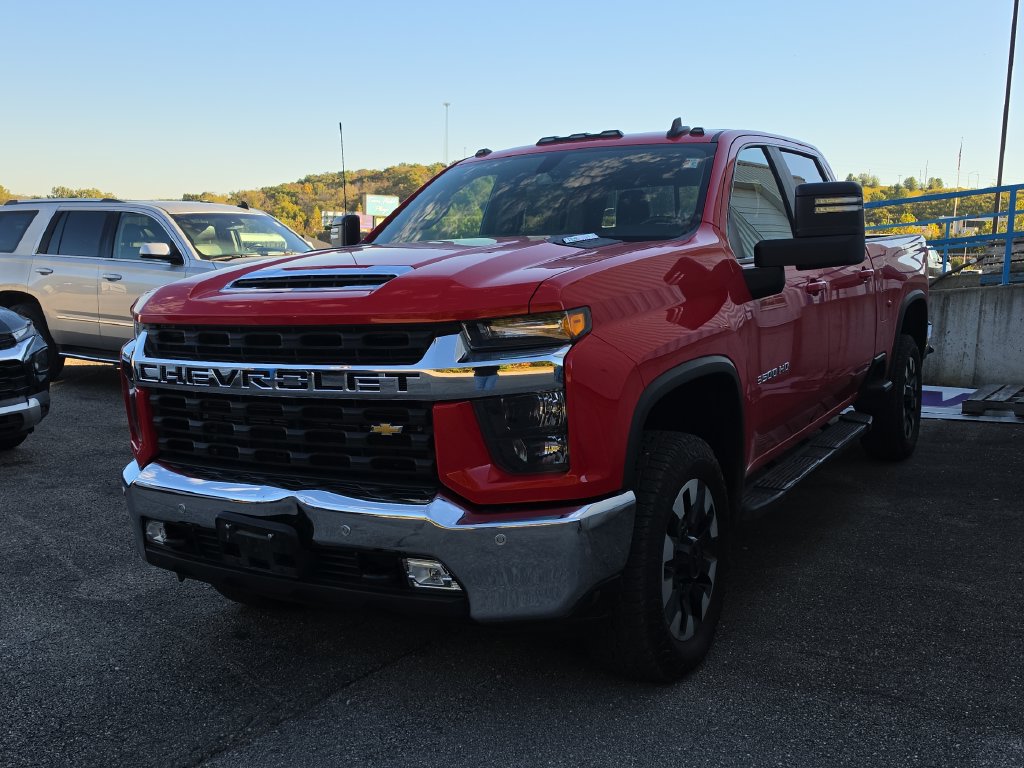 Used 2020 Chevrolet Silverado 3500 LT w/ All Star Edition AWD/4WD image 3