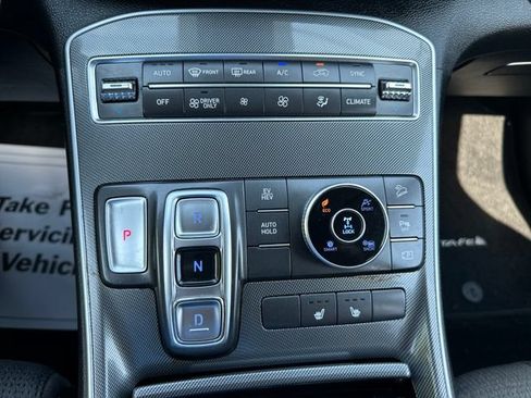 Used 2022 Hyundai Santa Fe SEL Convenience w/ Cargo Package AWD/4WD image 16