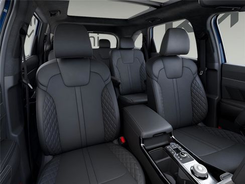 Used 2026 Kia Sorento SX Prestige image 11