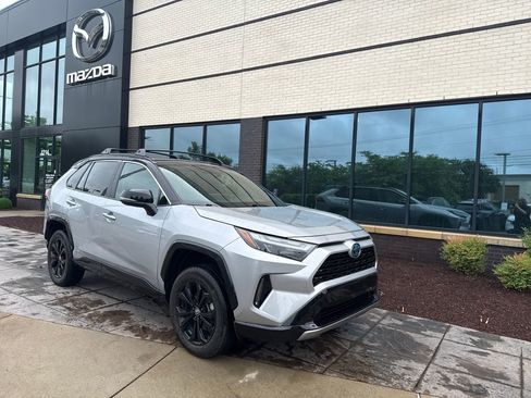 Used 2024 Toyota RAV4 XSE w/ Weather Package AWD/4WD image 1