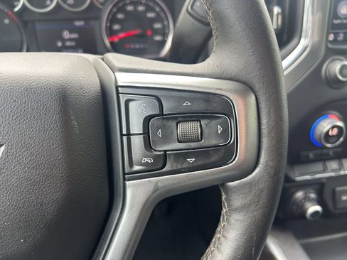 Used 2022 Chevrolet Silverado 1500 LT Trail Boss w/ LPO, Dark Essentials Package AWD/4WD image 28