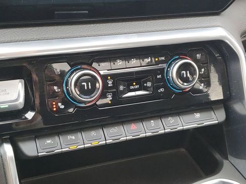 Used 2023 GMC Sierra 1500 Denali image 15