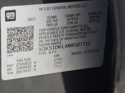 Used 2021 GMC Yukon Denali w/ Denali Premium Package image 25