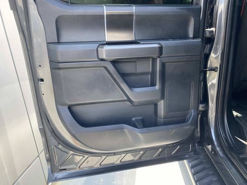 Used 2019 Ford F150 XLT w/ Equipment Group 302A Luxury AWD/4WD image 13