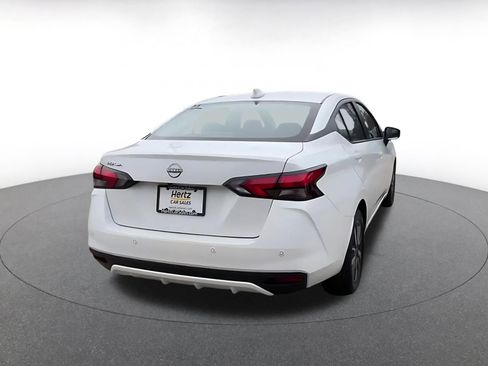 Used 2025 Nissan Versa SV image 15