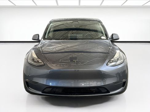 Used 2022 Tesla Model Y Performance image 2