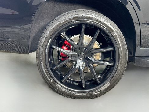 Used 2021 Cadillac Escalade Sport RWD image 33