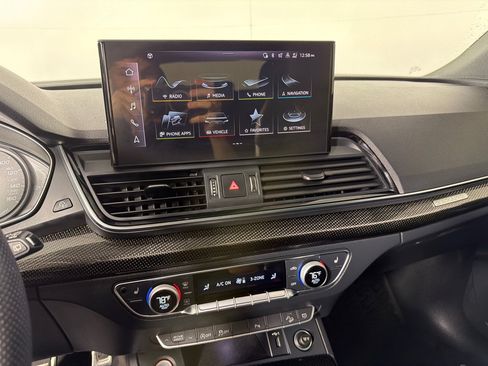 Used 2022 Audi SQ5 Premium w/ Convenience Package AWD/4WD image 17
