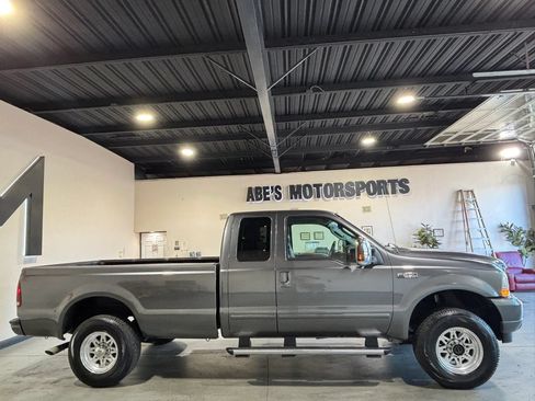 Used 2004 Ford F250 XLT AWD/4WD image 5