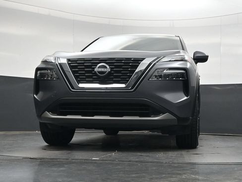 Certified 2023 Nissan Rogue SV FWD image 40