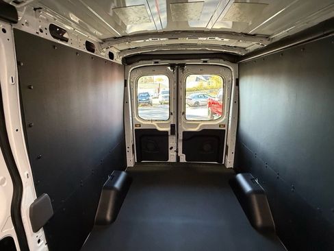 New 2026 Ford Transit 250 148 Medium Roof w/ Load Area Protection Package image 15