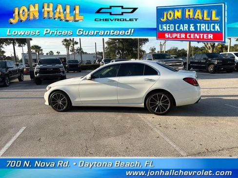 Used 2021 Mercedes-Benz C 300 Sedan image 4