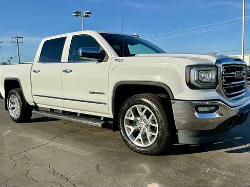 Used 2017 GMC Sierra 1500 SLT w/ SLT Premium Package image 6