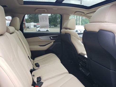 Used 2024 Acura MDX SH-AWD w/ Technology Package image 18