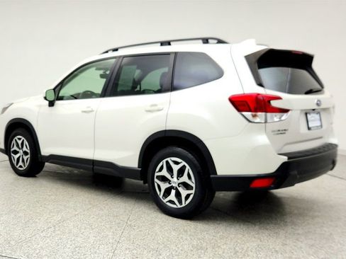 Used 2022 Subaru Forester Premium w/ Popular Package #1 AWD/4WD image 7