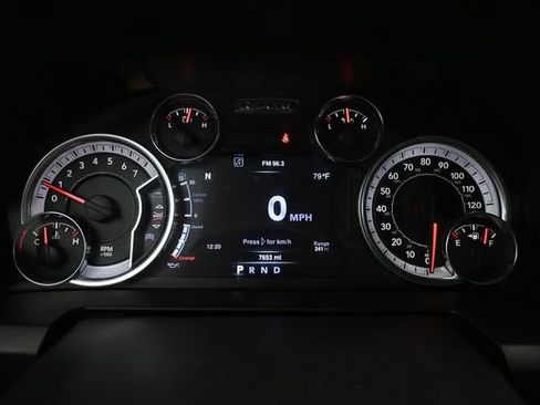 Used 2022 RAM 1500 Classic SLT w/ Electronics Group AWD/4WD image 9
