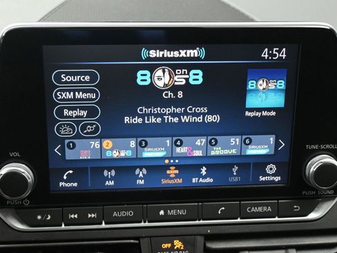 Used 2025 Nissan Altima 2.5 SV image 16