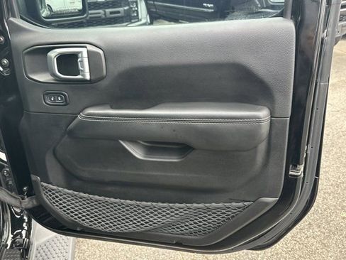 Certified 2022 Jeep Wrangler Unlimited Sahara 4xe w/ Cold Weather Group image 16