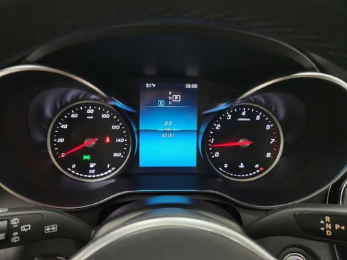 Used 2021 Mercedes-Benz GLC 300 image 10
