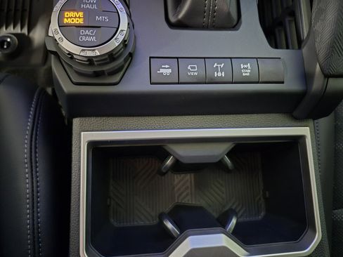 New 2025 Toyota Tacoma TRD Off-Road image 30