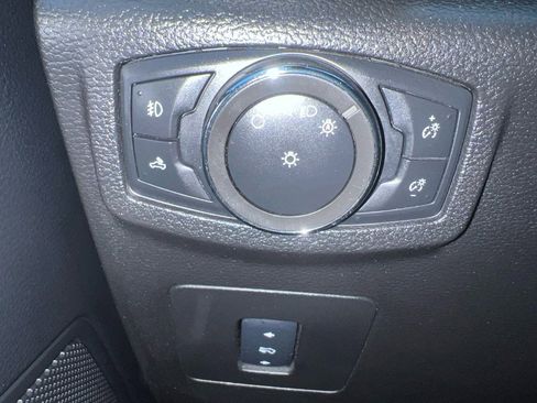 Used 2017 Ford F150 XLT w/ Equipment Group 302A Luxury image 19