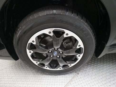 Used 2022 Subaru Crosstrek 2.0i Premium w/ Moonroof Package image 27