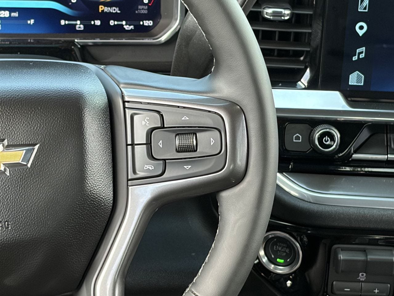 Used 2026 Chevrolet Silverado 2500 High Country w/ High Country Premium Package AWD/4WD image 21