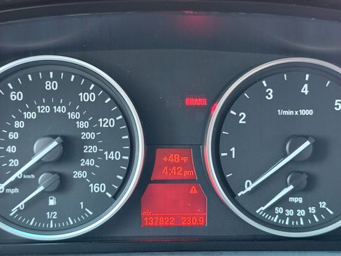 Used 2009 BMW 535i xDrive Wagon image 17