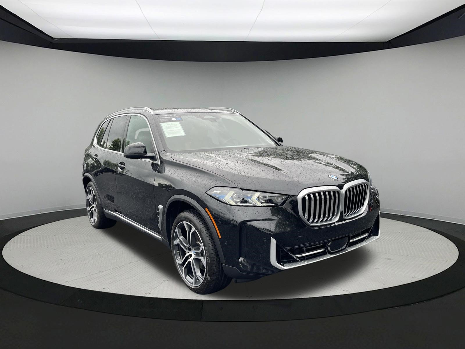 Certified 2026 BMW X5 xDrive40i AWD/4WD image 3