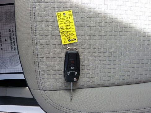 Used 2022 Ford Transit Connect XLT FWD image 41