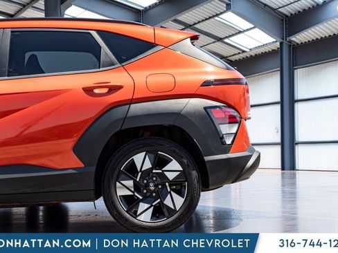 Used 2025 Hyundai Kona SEL FWD image 29