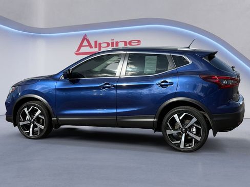 Used 2022 Nissan Rogue Sport SL w/ Premium Package AWD/4WD image 2