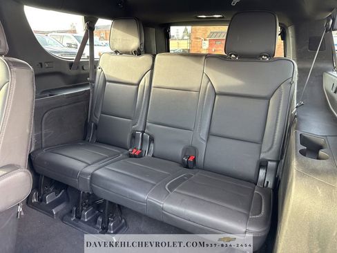 Used 2021 GMC Yukon XL Denali w/ Denali Premium Package image 23