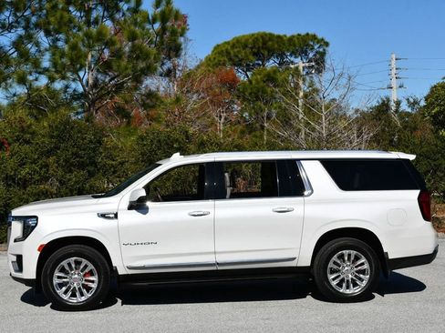 Used 2024 GMC Yukon XL SLT w/ SLT Luxury Package image 27