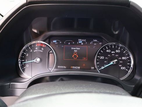 Certified 2020 Ford F450 Platinum w/ FX4 Off-Road Package image 35