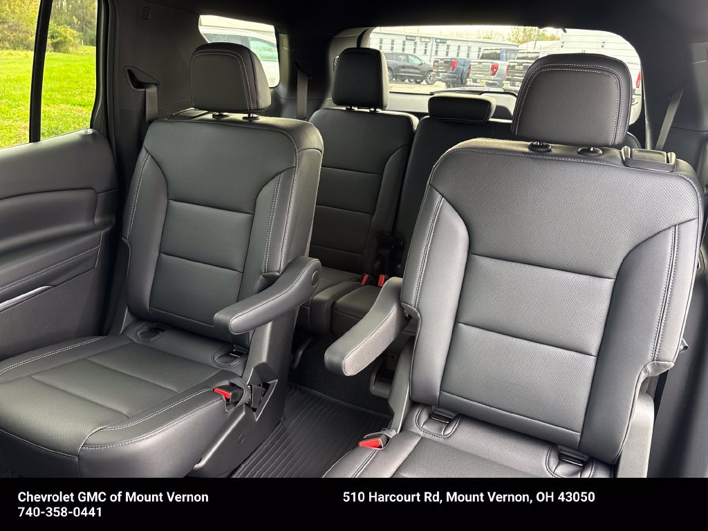 New 2027 Chevrolet Traverse LT w/ LPO, Floor Liner Package AWD/4WD image 26