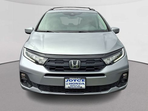 Certified 2025 Honda Odyssey EX-L image 3