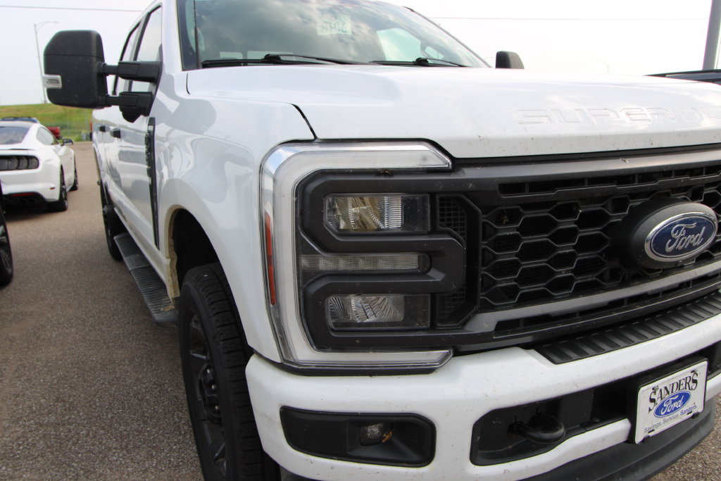 Used 2024 Ford F250 XL w/ STX Appearance Package AWD/4WD image 12