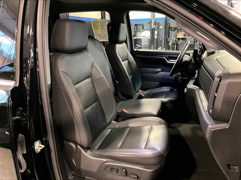 Used 2024 GMC Sierra 1500 SLT image 10