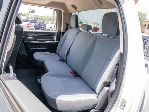 Used 2020 RAM 3500 Big Horn image 17